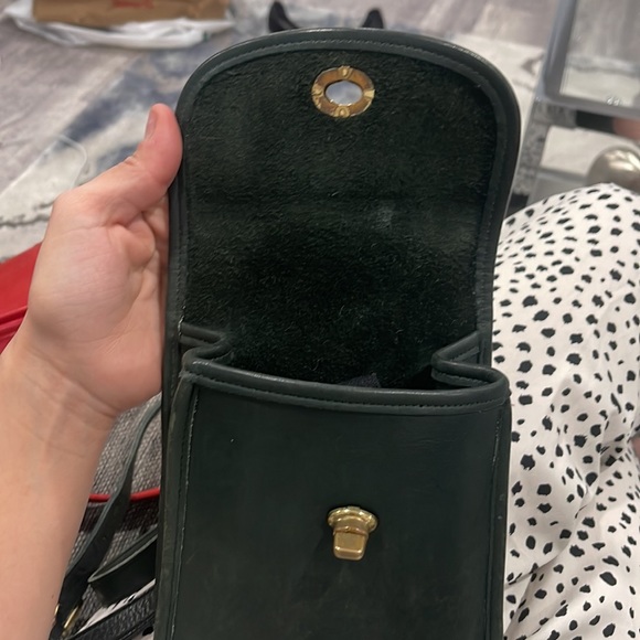 Coach - Picture 8 of 10